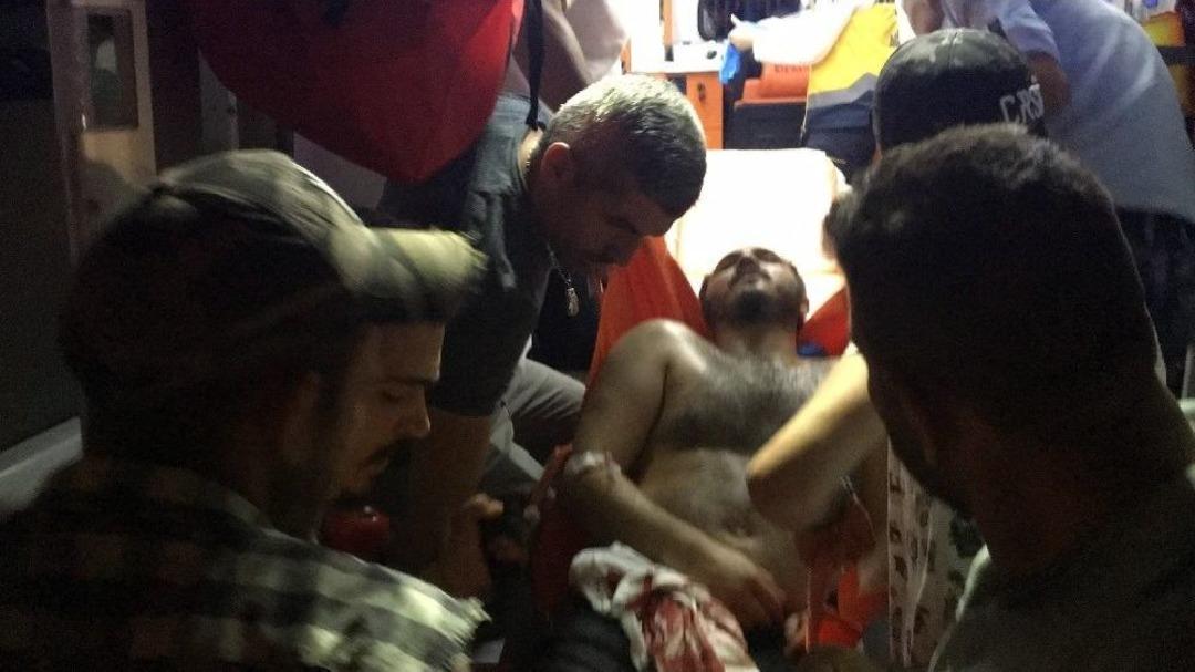 Bursa&rsquo;da Kıskan&ccedil;lık Kavgası: 2 Yaralı