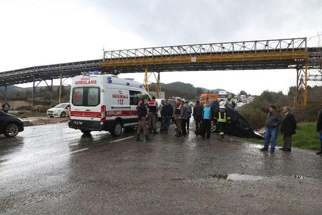 Muğla’da Üç Araç Birbirine Girdi: 6 Yaralı