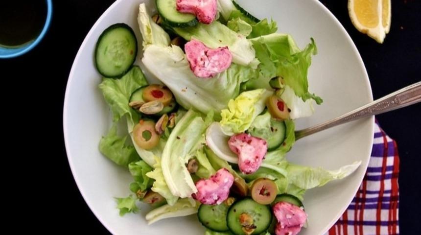Romantik Keçi Peynirli Salata