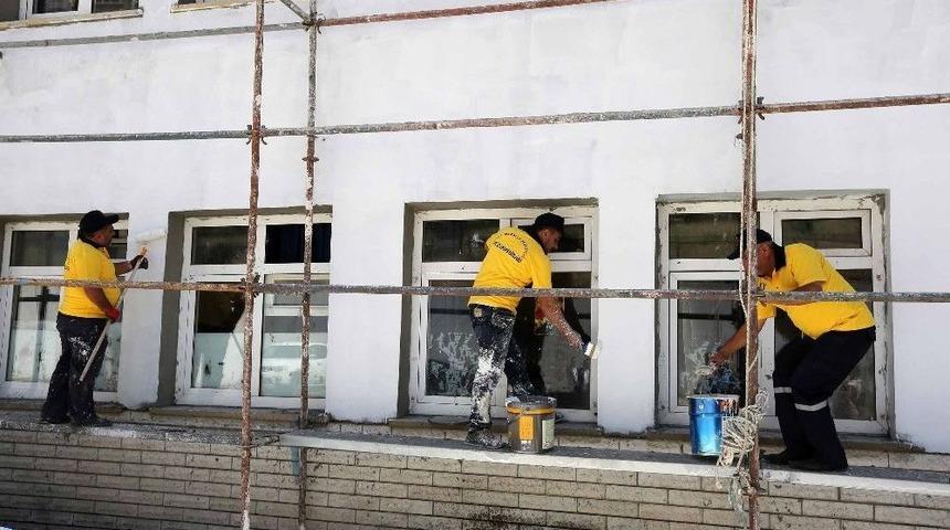 Yenimahalle&rsquo;de Okullara Belediye Desteği