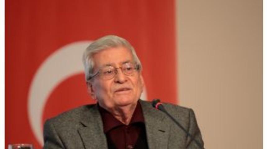 T&uuml;rk Edebiyatının Usta İsmi Hastaneye Kaldırıldı