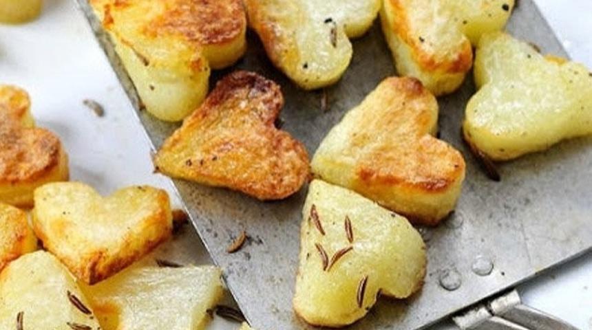 Fırında Kalpli Patatesler