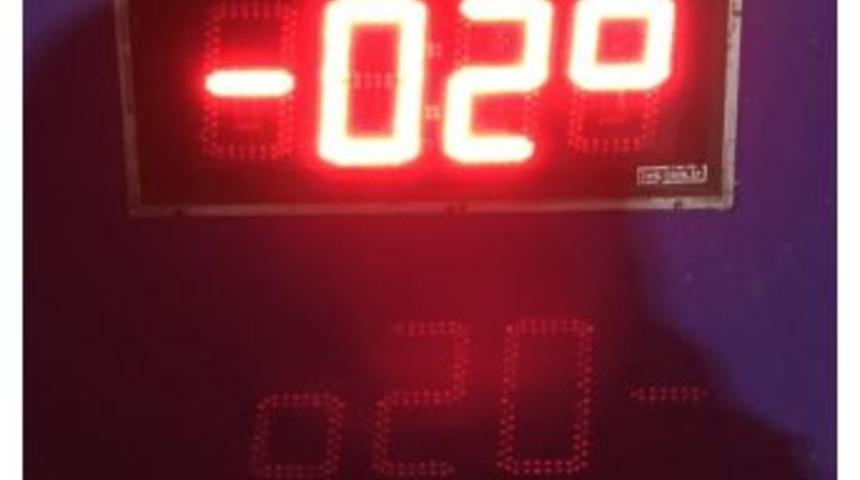 İstanbullular G&uuml;ne Beyaz &Ouml;rt&uuml; İle Uyandı