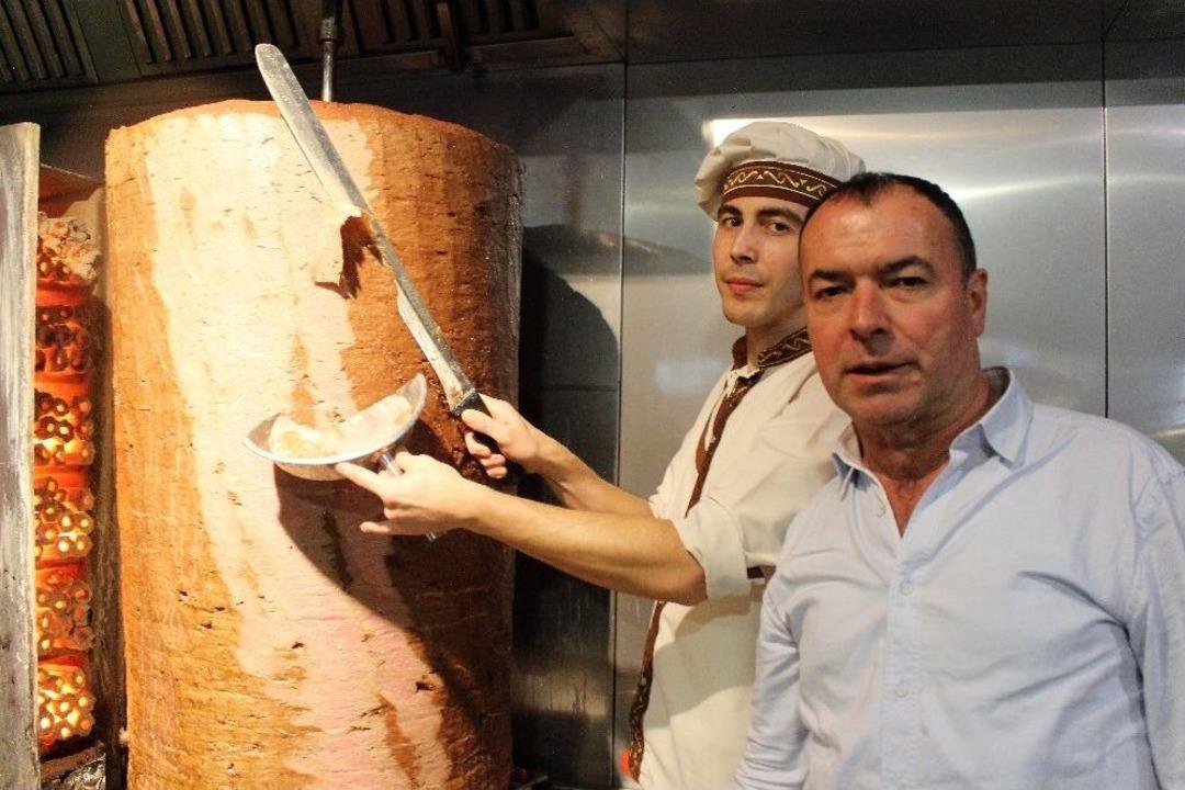 (&ouml;zel Haber) &Uuml;nl&uuml; D&ouml;nerci Bir G&uuml;nl&uuml;k Hasılatını Afrin&rsquo;e Bağışladı