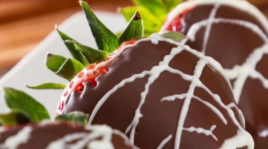 Çikolata Kaplı Çilek