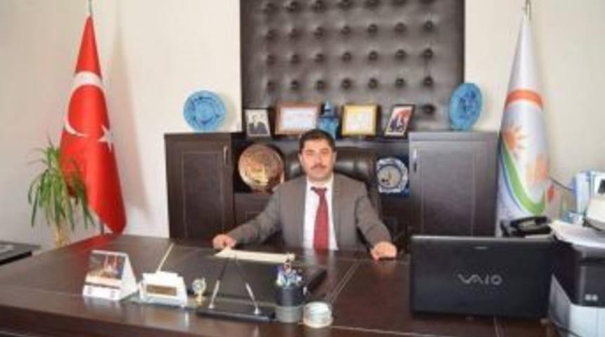 Altıntaş&rsquo;ta Aşırı Yağışlardan Zarar G&ouml;ren &Ccedil;ift&ccedil;ilerin Bor&ccedil;ları Erteleniyor