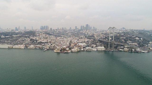 İstanbul’da Beyaz Örtü Havadan Görüntülendi