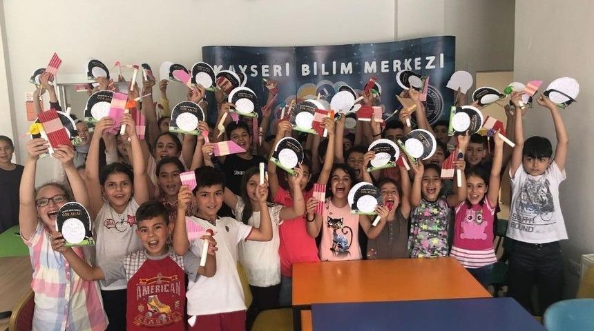 &rsquo;bilim İ&ccedil;in Her Yerde&rsquo; Sloganı İle İl&ccedil;eler Bilim Yuvaları Haline Geliyor
