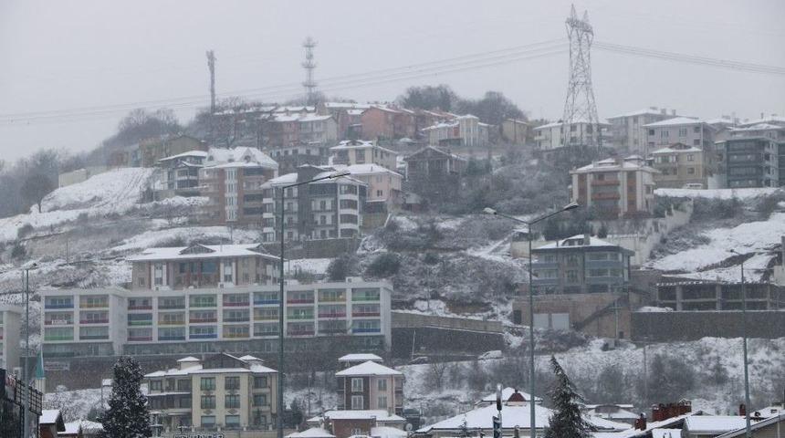Sakarya Beyaza Büründü