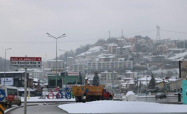 Sakarya Beyaza Büründü