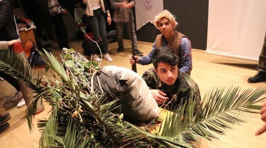 ’kıbrıs Zulmü’ Oyunu Birincilik Getirdi