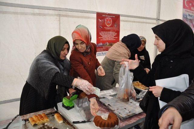 Simavlı Bayanlardan Afrin’e Destek Kermesi