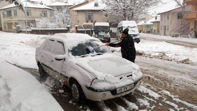 Başçiftlik Beyaz Örtüyle Kaplandı