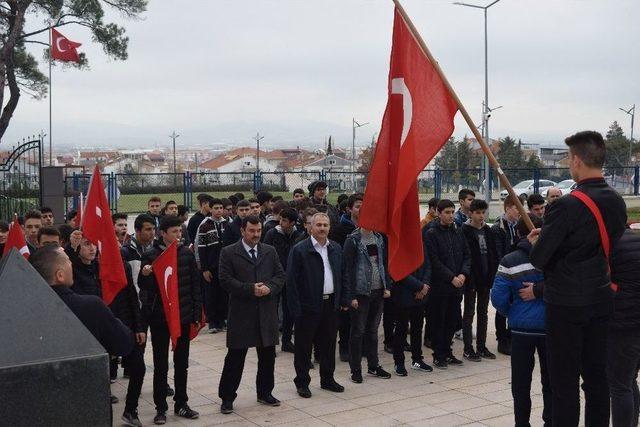 Öğrencilerden Şehitlere Vefa