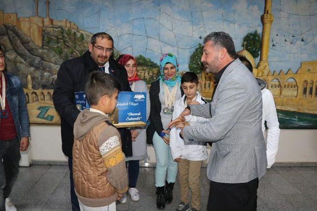 Şanlıurfalı Sporcular Altın Madalyalarla Kente Döndü