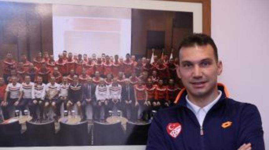 Bahattin Şimşek: &ldquo;yaptığımız Hatanın Farkına Hemen Varamıyoruz&rdquo;