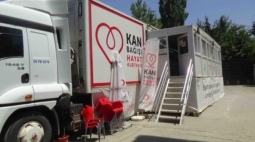 Kulp&rsquo;ta 109 &Uuml;nite Kan Toplandı