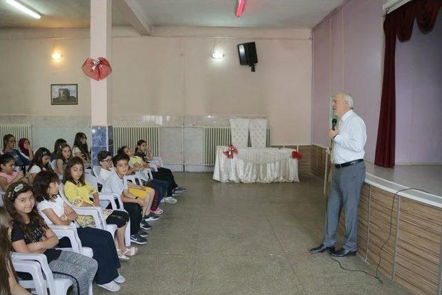 Başkan, T&uuml;gva&rsquo;nın Yaz Okulu &Ouml;ğrencileriyle Buluştu 1