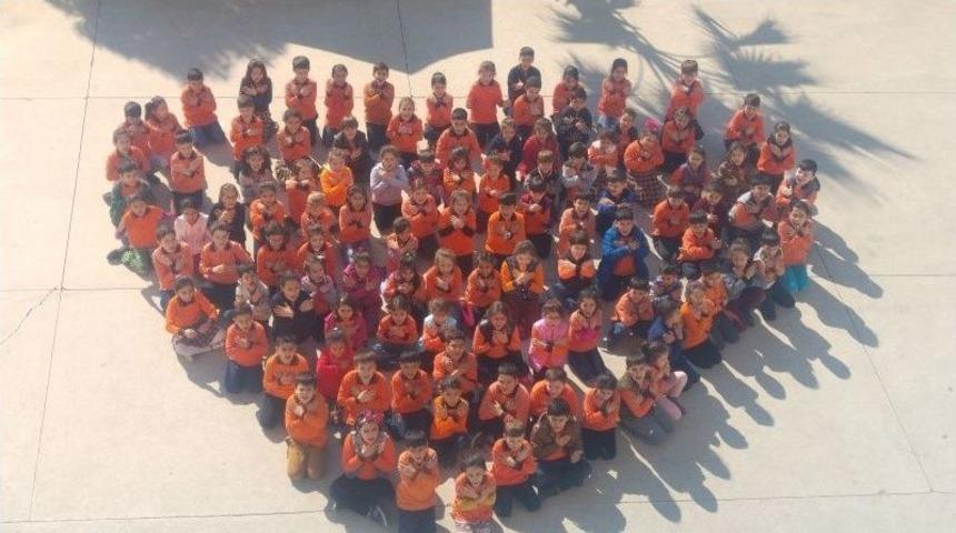 (özel) Miniklerden Mehmetçik’e Kalpli Destek