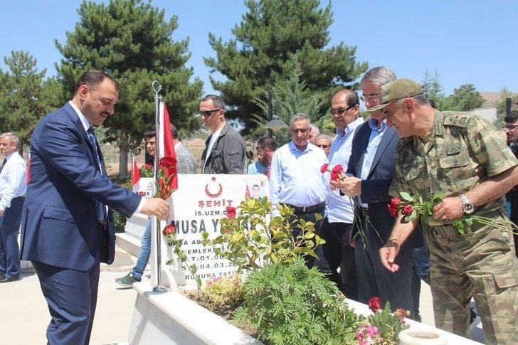 Şehit Babası Oğuz: "cumhurbaşkanımıza Bir Şey Olsaydı Çocuklarımız Hain Sayılırdı" G4