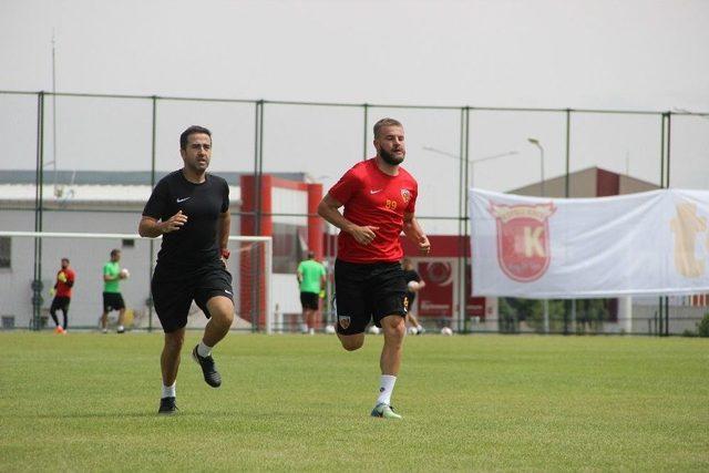 Ertuğrul Sağlam: “herkesin Parmakla Gösterdiği Bir Takım Haline Geleceğiz”