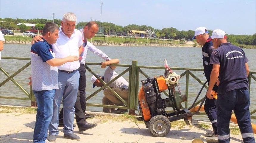 Kaybolan Şahıs İ&ccedil;in G&ouml;l Boşaltılıyor