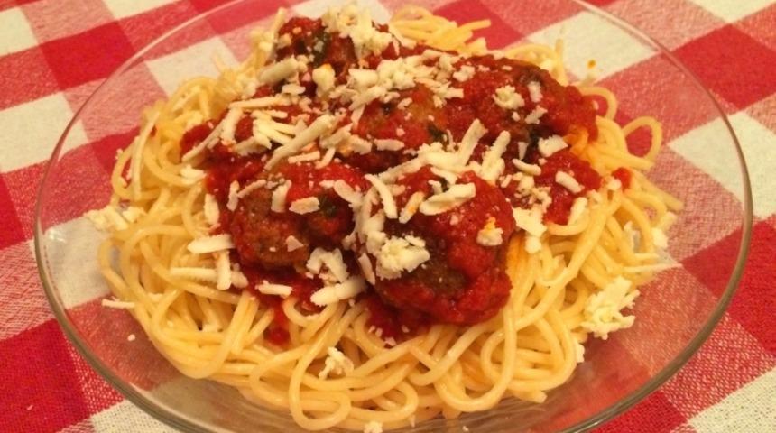Köfteli Spagetti Makarna