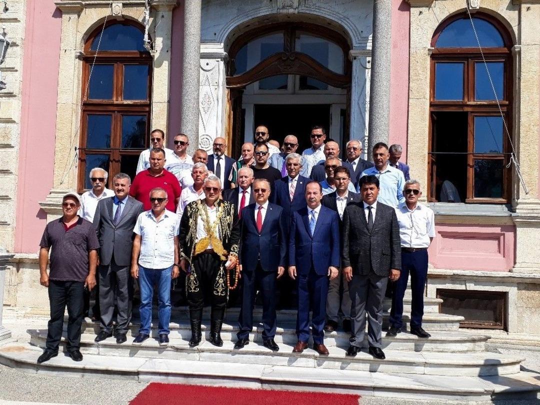 657. Kırkpınar Yağlı G&uuml;reşleri Ağası T&ouml;renle Karşılandı