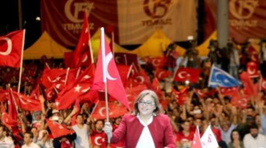 Belediye Başkanı Fatma Şahin’nden 15 Temmuz Mesajı