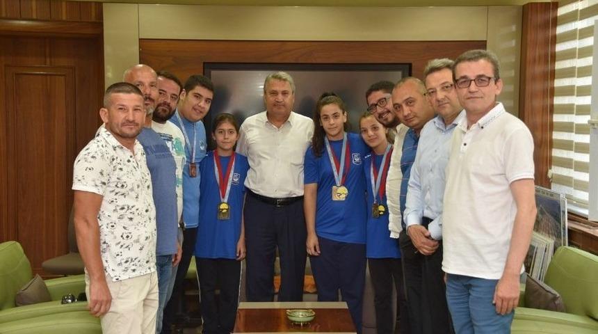 Başkan Çerçi Balkan Şampiyonlarını Ağırladı