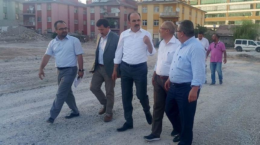 Başkan Altay, Şehit &Ouml;mer Halisdemir Caddesindeki &Ccedil;alışmaları İnceledi