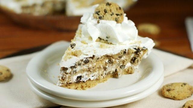 Çikolata Parçacıklı Bisküvi Pasta