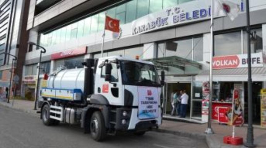 Karab&uuml;k Belediyesi Ara&ccedil; Filosuna Yenisini Ekledi