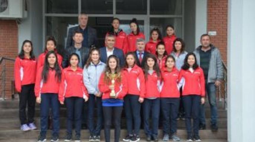 K&ouml;yceğizli Kızlar T&uuml;rkiye Şampiyonasında Muğla&rsquo;yı Temsil Edecek