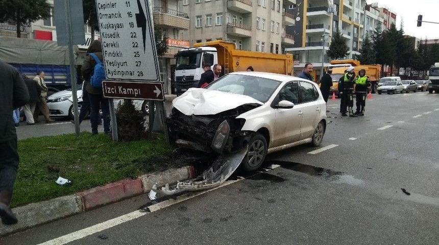 19 Mayıs&rsquo;ta Kaza: 2 Yaralı