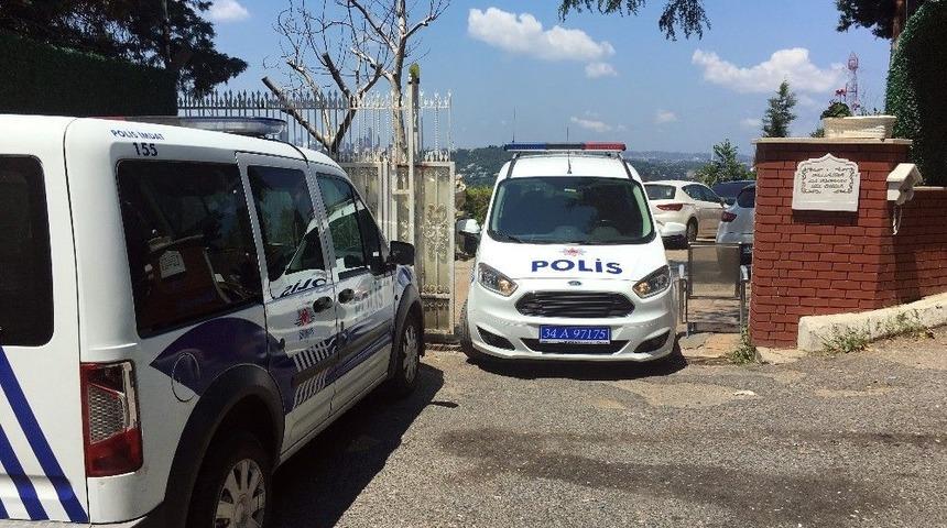 Adnan Oktar&rsquo;ın Villasında Polisin Aramaları Devam Ediyor