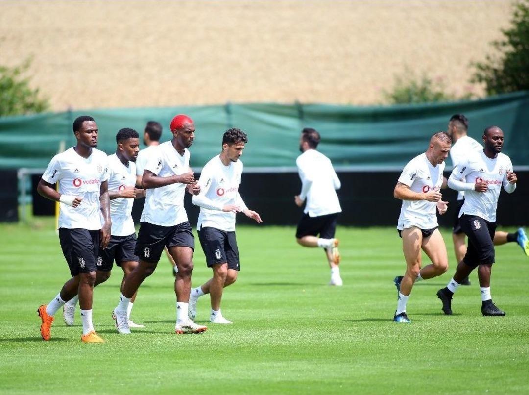 Beşiktaş Yeni Sezon Hazırlıklarını S&uuml;rd&uuml;r&uuml;yor