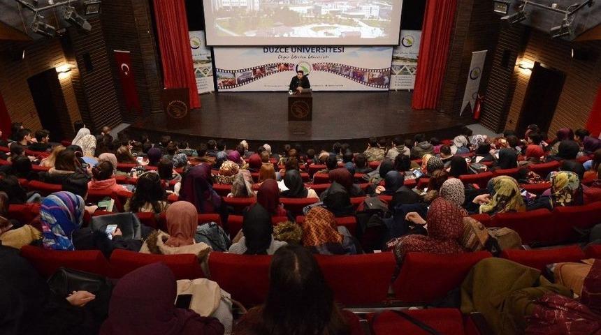 D&uuml;zce &Uuml;niversitesi&rsquo;nde &ldquo;yeni&ccedil;eriler Ve Bektaşilik&rdquo; Anlatıldı