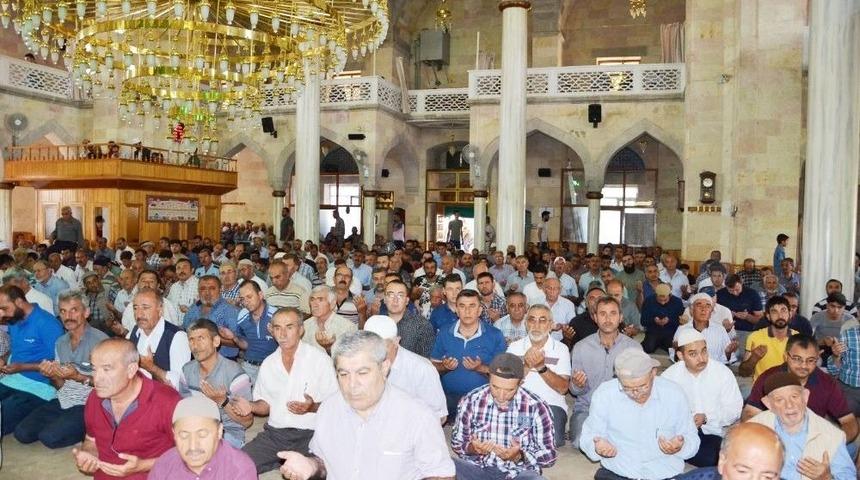 15 Temmuz Şehitleri İçin Mevlid Okundu