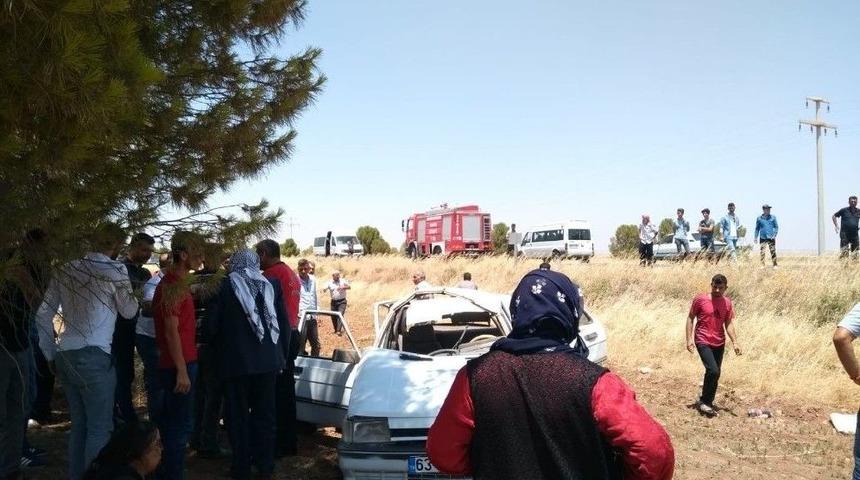 Otomobil Şarampole Devrildi: 4 Yaralı