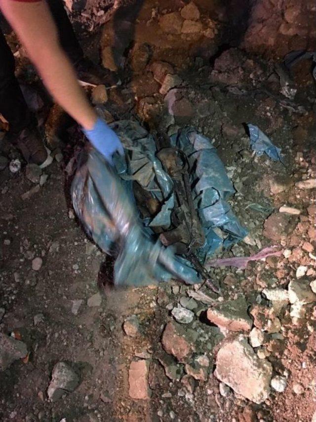 Silopi&rsquo;de 16 Adet Kalaşnikof Ele Ge&ccedil;irildi 2