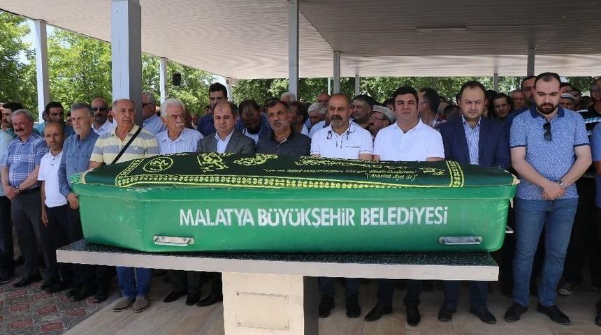 4. Kattan D&uuml;şen Gen&ccedil; Toprağa Verildi