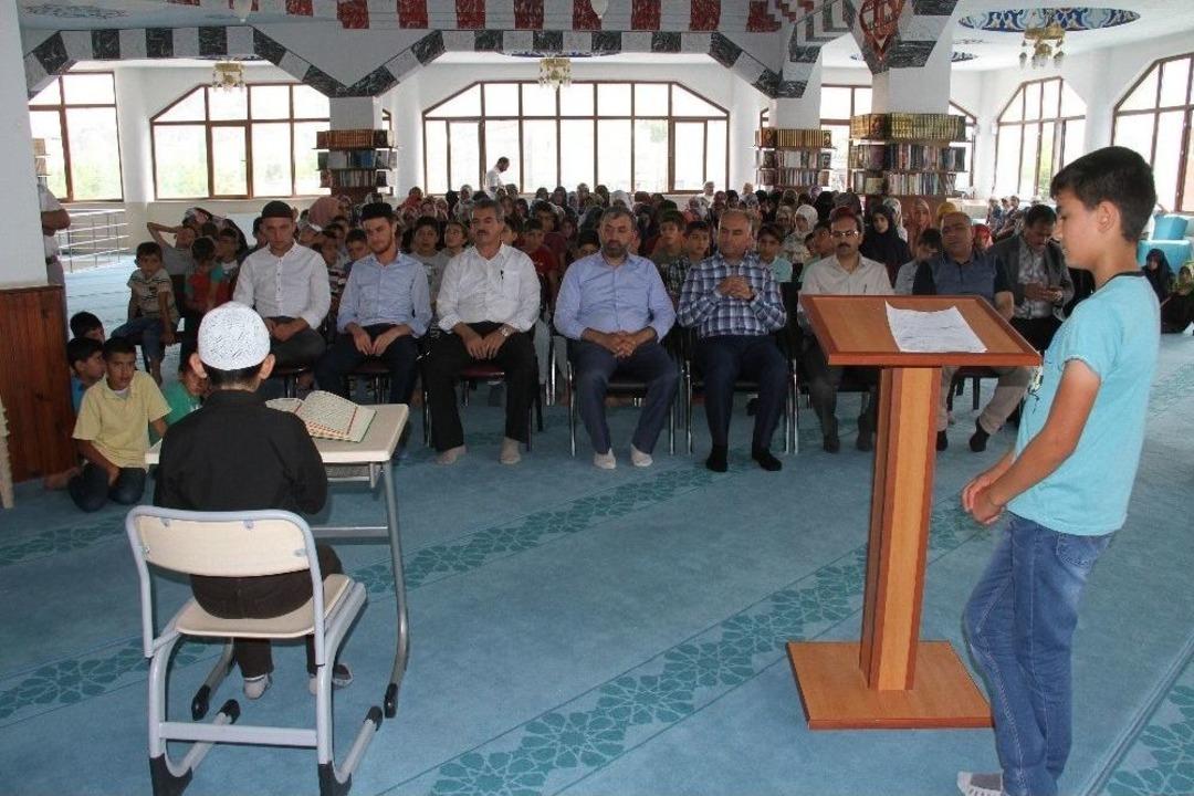 Kur&rsquo;an Kursu &Ouml;ğrencilerinden 15 Temmuz Programı