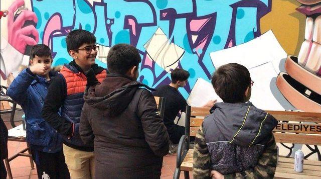 Başakşehir’de Graffiti Dersleri Başladı