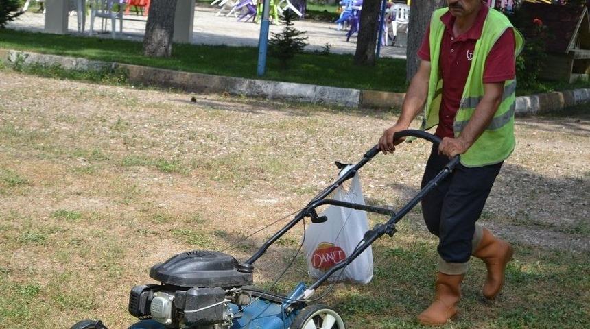 Şuhut Belediyesi Çalışmalarına Hız Verdi