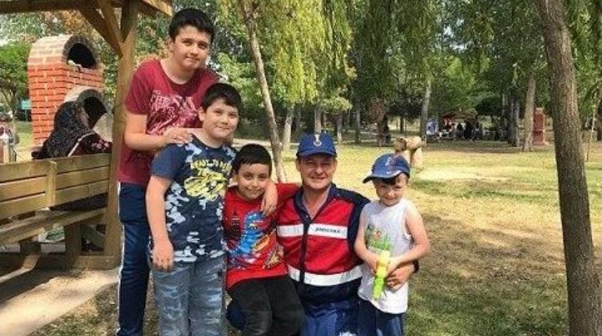 Jandarma&rsquo;dan &Ccedil;ocuklar İ&ccedil;in Anlamlı Uygula