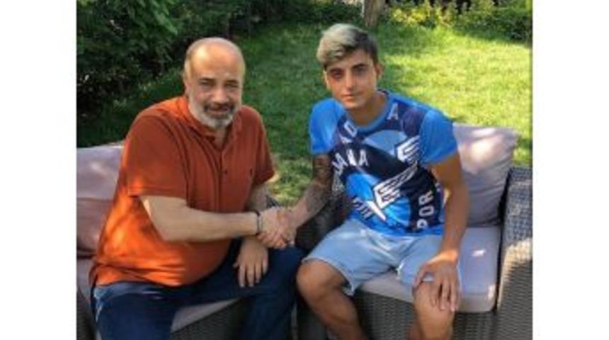 Evkur Yeni Malatyaspor, Berk Yıldız&rsquo;ı Adana Demirspor&rsquo;a Kiraladı