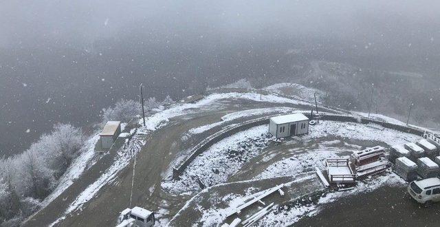 Trabzon’a Kar Beşikdüzü İlçesinden Girdi