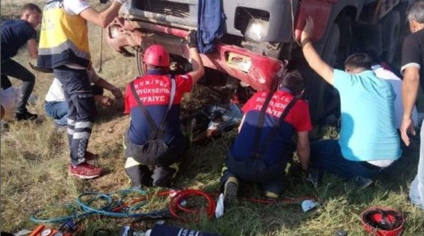 Kullandığı Tırın Altında Kaldı