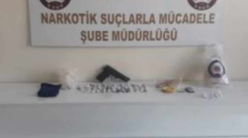 Gaziantep&rsquo;te Uyuşturucu Operasyonu: 7 G&ouml;zaltı